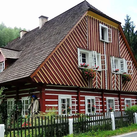 Roubenka Mlyn U Skaly Volne Terminy 5 Bytu Destne v Orlickych horach